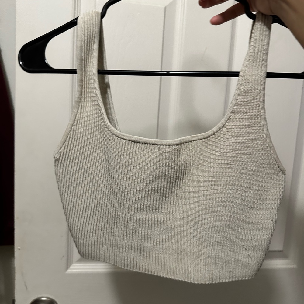 Aritzia Babaton Sculpt Knit Crop Tank